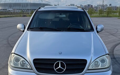 Mercedes-Benz M-Класс, 2000 год, 1 100 000 рублей, 1 фотография