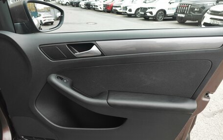 Volkswagen Jetta VI, 2016 год, 1 350 000 рублей, 14 фотография