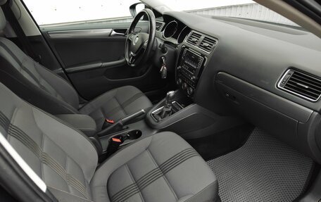 Volkswagen Jetta VI, 2016 год, 1 350 000 рублей, 11 фотография