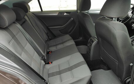 Volkswagen Jetta VI, 2016 год, 1 350 000 рублей, 15 фотография