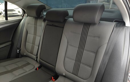 Volkswagen Jetta VI, 2016 год, 1 350 000 рублей, 16 фотография