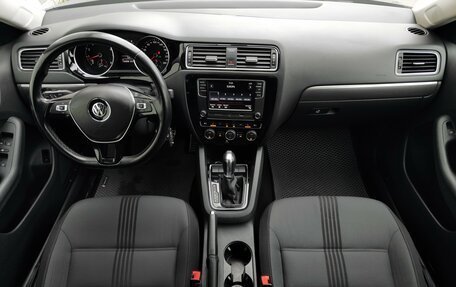 Volkswagen Jetta VI, 2016 год, 1 350 000 рублей, 19 фотография