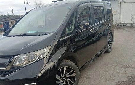 Honda Stepwgn IV, 2015 год, 2 100 000 рублей, 3 фотография