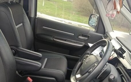 Honda Stepwgn IV, 2015 год, 2 100 000 рублей, 14 фотография