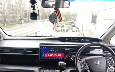 Honda Stepwgn IV, 2015 год, 2 100 000 рублей, 11 фотография