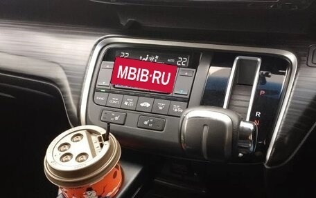 Honda Stepwgn IV, 2015 год, 2 100 000 рублей, 12 фотография