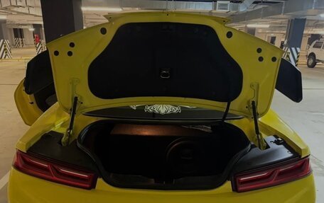 Chevrolet Camaro VI, 2016 год, 2 400 000 рублей, 8 фотография