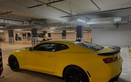 Chevrolet Camaro VI, 2016 год, 2 400 000 рублей, 7 фотография