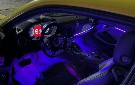 Chevrolet Camaro VI, 2016 год, 2 400 000 рублей, 4 фотография