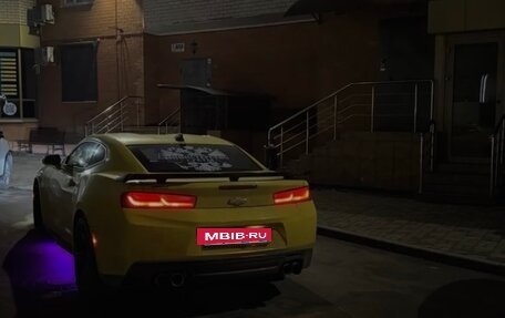 Chevrolet Camaro VI, 2016 год, 2 400 000 рублей, 3 фотография