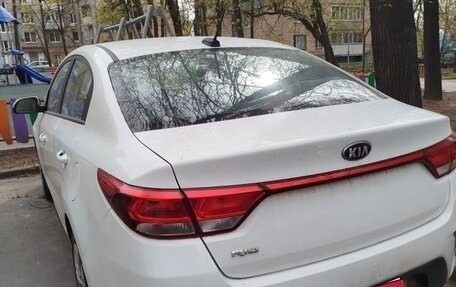 KIA Rio IV, 2018 год, 1 215 000 рублей, 2 фотография