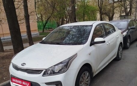 KIA Rio IV, 2018 год, 1 215 000 рублей, 6 фотография