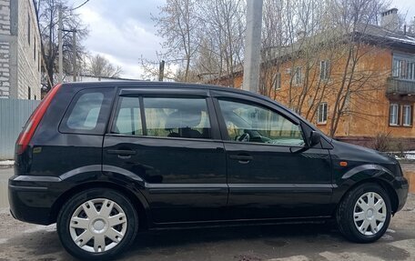 Ford Fusion I, 2005 год, 350 000 рублей, 4 фотография
