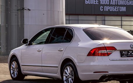 Skoda Superb III рестайлинг, 2014 год, 995 000 рублей, 9 фотография