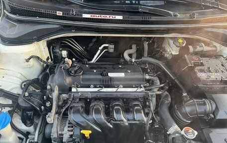 Hyundai Solaris II рестайлинг, 2017 год, 700 000 рублей, 11 фотография