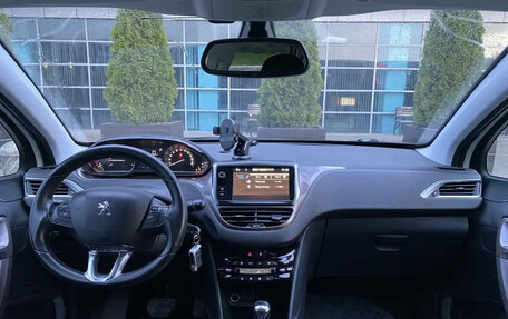 Peugeot 2008 II, 2014 год, 895 000 рублей, 7 фотография