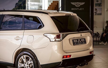 Mitsubishi Outlander III рестайлинг 3, 2013 год, 10 фотография