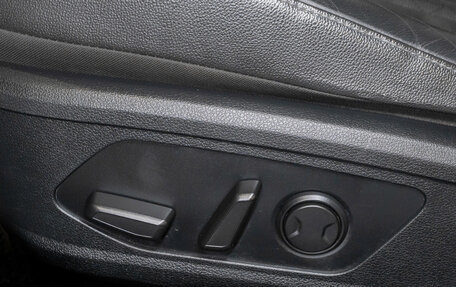 Hyundai Sonata VIII, 2019 год, 1 995 000 рублей, 21 фотография