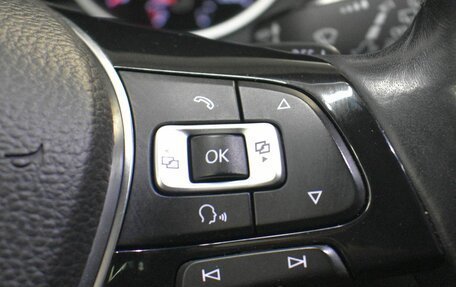 Volkswagen Tiguan II, 2018 год, 1 899 000 рублей, 9 фотография