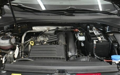 Volkswagen Tiguan II, 2018 год, 1 899 000 рублей, 19 фотография