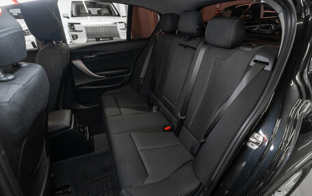 BMW 1 серия, 2017 год, 2 070 000 рублей, 12 фотография