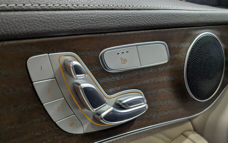 Mercedes-Benz GLC, 2016 год, 3 600 000 рублей, 29 фотография