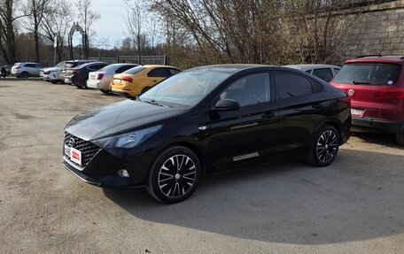 Hyundai Solaris II рестайлинг, 2020 год, 1 700 000 рублей, 3 фотография