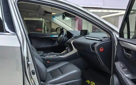 Lexus NX I, 2018 год, 3 200 050 рублей, 24 фотография