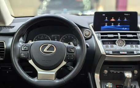 Lexus NX I, 2018 год, 3 200 050 рублей, 28 фотография