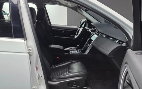 Land Rover Discovery Sport I рестайлинг, 2020 год, 1 830 173 рублей, 13 фотография