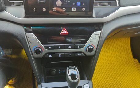 Hyundai Elantra VI рестайлинг, 2017 год, 1 450 000 рублей, 11 фотография