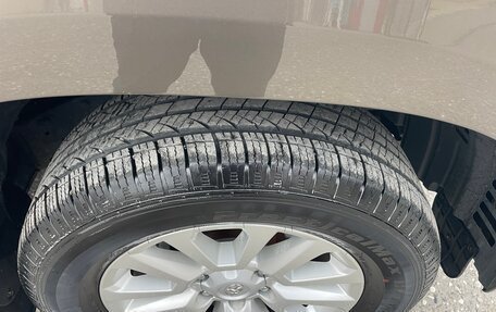 Toyota Land Cruiser Prado 150 рестайлинг 2, 2015 год, 3 100 000 рублей, 5 фотография