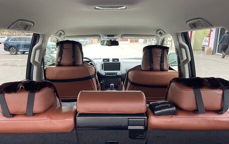 Toyota Land Cruiser Prado 150 рестайлинг 2, 2015 год, 3 100 000 рублей, 8 фотография