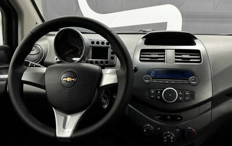 Chevrolet Spark III, 2013 год, 659 900 рублей, 10 фотография