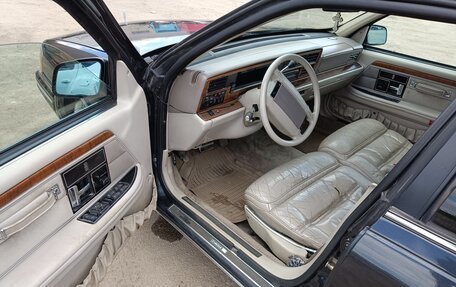 Lincoln Continental VIII, 1990 год, 700 000 рублей, 5 фотография