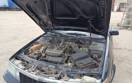 Lincoln Continental VIII, 1990 год, 700 000 рублей, 7 фотография