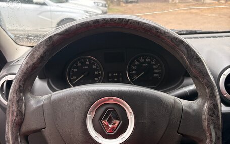 Renault Logan I, 2013 год, 450 000 рублей, 10 фотография