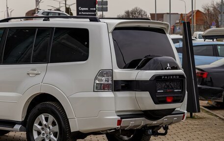 Mitsubishi Pajero IV, 2015 год, 2 155 000 рублей, 10 фотография