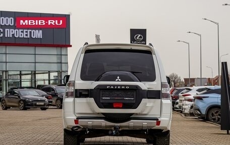 Mitsubishi Pajero IV, 2015 год, 2 155 000 рублей, 5 фотография