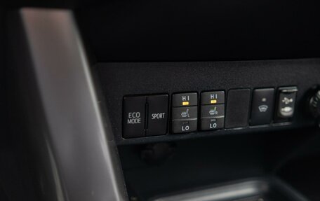 Toyota RAV4, 2016 год, 2 299 000 рублей, 20 фотография