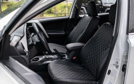 Toyota RAV4, 2016 год, 2 299 000 рублей, 10 фотография