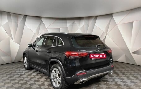 Mercedes-Benz GLA, 2020 год, 3 049 000 рублей, 4 фотография