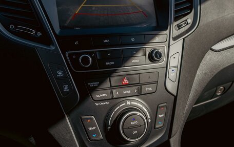 Hyundai Santa Fe III рестайлинг, 2018 год, 1 895 000 рублей, 15 фотография