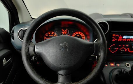 Peugeot Partner II рестайлинг 2, 2010 год, 398 000 рублей, 11 фотография