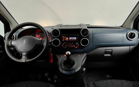 Peugeot Partner II рестайлинг 2, 2010 год, 398 000 рублей, 12 фотография