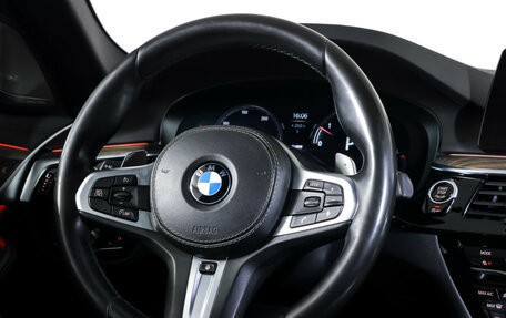 BMW 5 серия, 2019 год, 4 190 000 рублей, 13 фотография