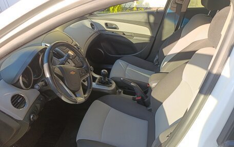 Chevrolet Cruze II, 2013 год, 890 000 рублей, 7 фотография