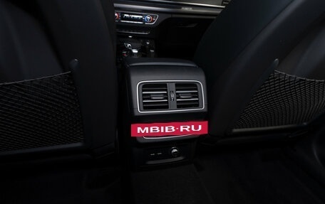 Audi Q5, 2025 год, 5 700 000 рублей, 28 фотография