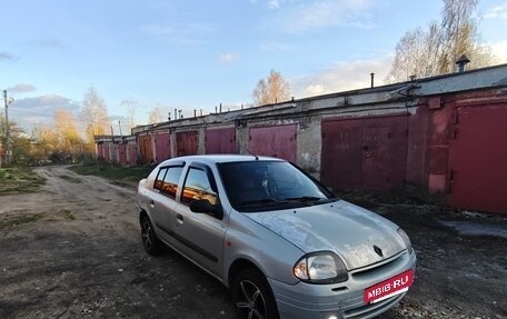 Renault Clio III, 2001 год, 210 000 рублей, 2 фотография