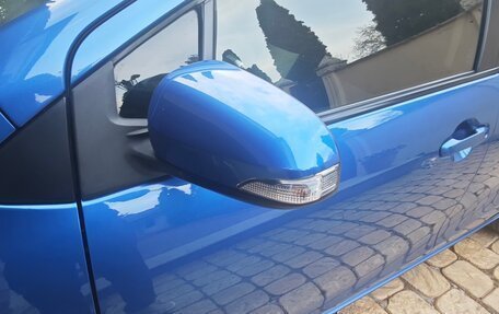 Toyota Prius c I, 2015 год, 1 350 000 рублей, 6 фотография